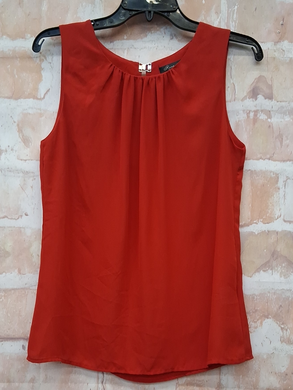 Rose & Olive Red Sleeveless Pleat-Neck Camisole